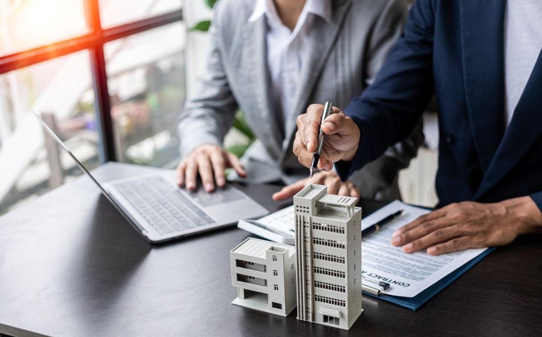 Noam Lamdan - Toronto, Ontario, Canada